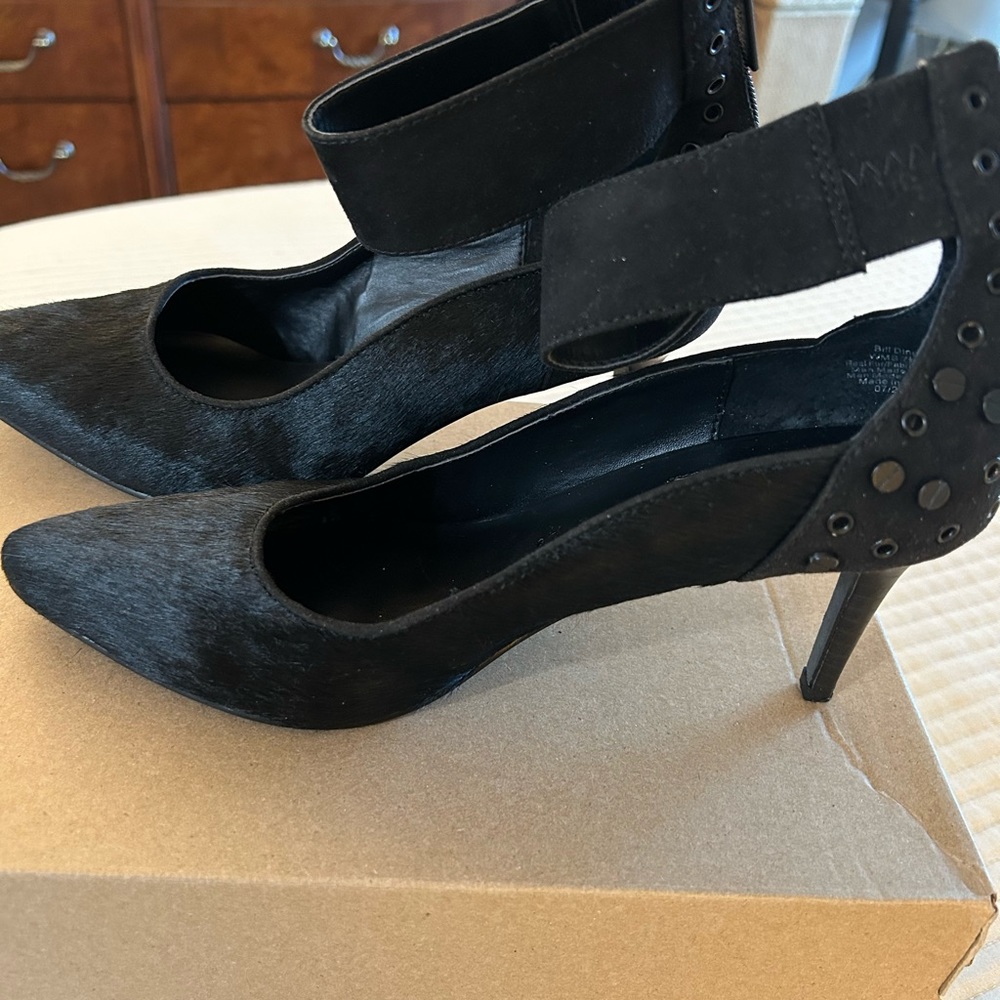 Kenneth Cole size 7.5 Stiletto heel